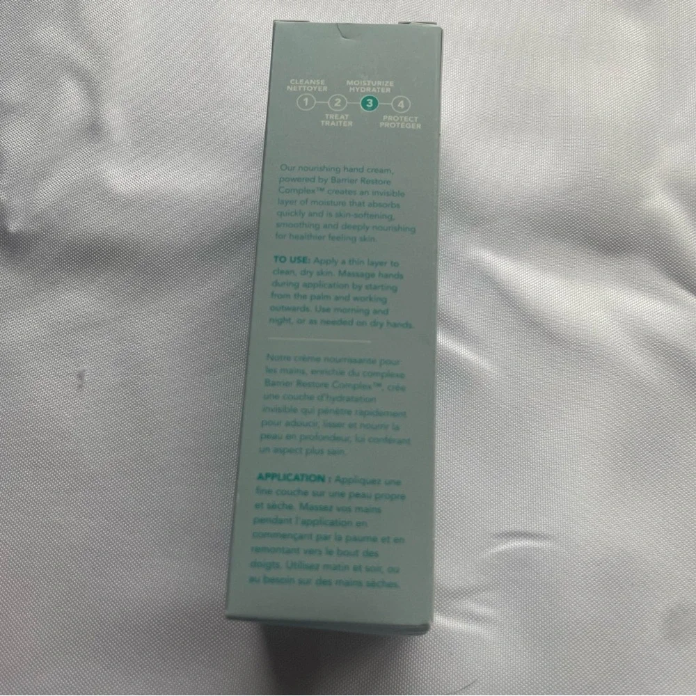 Bigger Than Beauty Skincare Defying Gravity Deep Hydration Moisturizer 2.5 fl oz